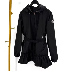 2026年最新】moncler sarcelleの人気アイテム - メルカリ