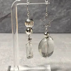 星 モチーフ ロング ピアス シルバー クリア グレー ビーズ 個性派 アシンメトリー 大ぶり イヤリング変更可