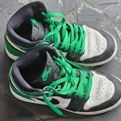 ナイキ エア ジョーダン1 ミッド グリーン/ブラック スニーカー 23.5センチ