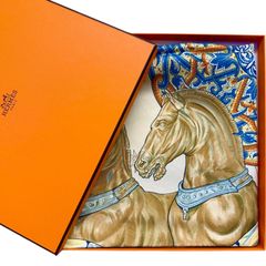 HERMES カレ90 おしゃべりな鳥たちの家 シルクスカーフ 大判 美品 爽やか エルメス シルクスカーフ カレ90 おしゃべりな鳥たちの家
