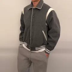 ヴィンテージ グレー ウール スタジャン ジャケット