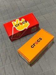 マクドナルド Crocs クロックス ハンバーガー＋ポテト キーホルダー 2個 まとめ売り