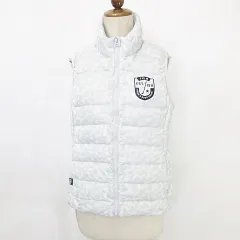 フィラ FILA GOLF ゴルフ スポーツウエア ダウンベスト 総柄 カモフラ柄 ジップアップ スタンドカラー 軽量 グレー M