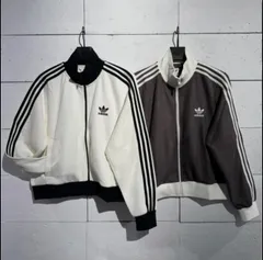 ⚪︎ ADIDAS ⚪︎ ニットトラックトップ
