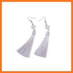 【新品】 タッセルピアス ミドルサイズ アクセサリー シルバー 揺れる カラー 銀 (シルバー) 0