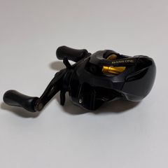SHIMANO BASS ONE XT150  シマノ バスワン 右巻き　ベイトリール　　KAI