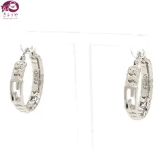 2026年最新】フェンディバゲットピアスの人気アイテム - メルカリ