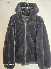 ブラック フーディー ファー リバーシブルジャケット