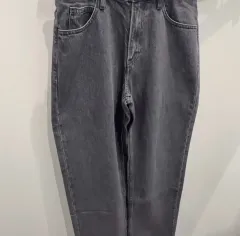 UNIQLO ユニクロ 日本版 JWアンダーソン ストレート デニム ズボン 新品