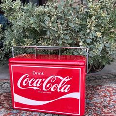 ヴィンテージ コカ・コーラ エンボス・ロゴ クーラーボックス ／ボトル