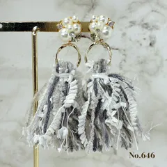 No.646 パール　フラワー　グレー　タッセル　ピアス/イヤリング