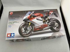 Item thumbnail for item a67c6de2-09e2-43b4-a405-7f26b1eaec82