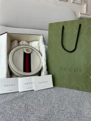 グッチ オフィディア ラウンド ショルダーバッグ 白 出品します