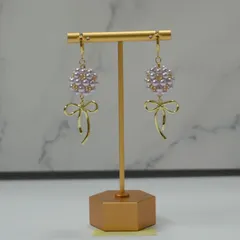 イヤリング　クラシックパール・リボンドロップ　リボンパーツ　ラベンダー　同窓会　デート　大人可愛い　結婚式　卒業式　入学式　送料無料