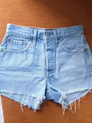 新品 リーバイス レディース 501 ハーフパンツ ショートパンツ 26 未使用