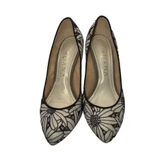  DIANA（ダイアナ） パンプス 白地 黒 花柄 22cm パーティー  【ZK59】