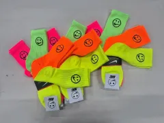 ナイキ スマイル 靴下 蛍光 カラー コレクション