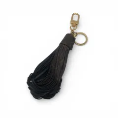 美品　LOUIS VUITTON　ルイヴィトン　ルイヴィトン　バックチャーム MP1768　キーホルダー　タッセル　モノグラム　ブラウン　フリンジ　ゴールド金具