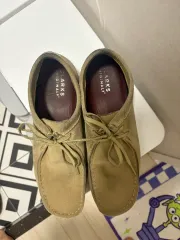 クラークス ワラビー ゴアテックス ベージュ uk9