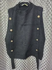ブラック ゴールド ボタン ニット ベスト