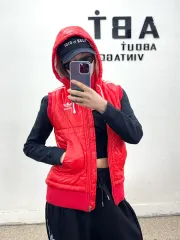 アディダス ダウン ベスト