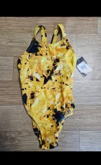 ナイキ ジェムストーン水着 新品