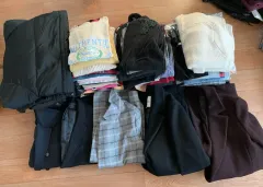 50枚以上まとめて5万円で出品（1枚あたり1000円未満）