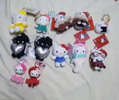 ハローキティ ぬいぐるみ キーホルダー 12個 まとめ / 新品