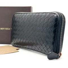 【静けさが、いちばん贅沢】　BOTTEGA VENETA　長財布 イントレチャート ラウンドファスナー レザー ボッテガヴェネタ 編み込み　ブラック