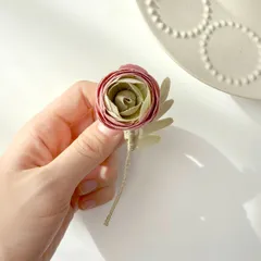 ピンクラナンキュラス| 布花ブローチ　小ぶりでシンプルなコサージュ　ナチュラル　フォーマル　卒業式　入学式