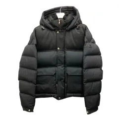 2026年最新】MONCLER ダウンジャケットの人気アイテム - メルカリ