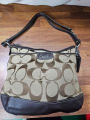 COACH シグネチャー ショルダーバッグ ブラウン