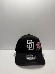 Newera ニューヨークヤンキース ローズ刺繍 9forty A-FRAME スナップ