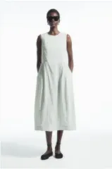 COSコス スリーブレス リンクル ONE PIECE eur 32サイズ