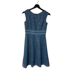 C434 Apuweiser luxe レース編みドレス パーティ フォーマル ワンピース レディース 華やか ダスティーブル ノースリーブ 綺麗めサイズ1