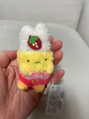 (割引) すみっコぐらし いちご えびふらい ぬいぐるみ キーホルダー