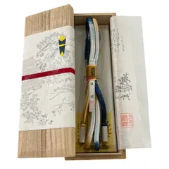 【美品】 帯締め 逸品 無形文化財 有職組紐 道明 フォーマル 金糸 染め分け 青 正絹 和装小物  【中古】