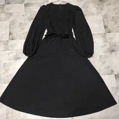【美品】Weekend MaxMara　ストレッチ素材 ベルト付 長袖ワンピース　S〜Мサイズ　ブラック 黒色　伸縮性　ロング　洗える　フォーマル