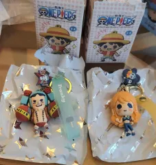 まとめ) ONE PIECE BLIND BOX フィギュア キーホルダー ナミ、フランキー