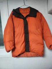 マルニ X ユニクロ オレンジ ダウン アウターs