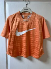 ナイキ レディース リバーシブル クロップド 半袖Tシャツ M L