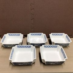古伊万里 源右衛門作 染付 吹墨 魚図　銘々皿 5枚 有田焼 古伊万里の伝統 名窯 源右衛門作 染付双魚文 角銘々皿五枚揃 - メルカリ