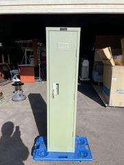 中古品】＜猟銃用＞KSK ガン ロッカー(5丁用)鍵付 - メルカリ