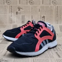 アディダス ライト レーサー レディーススニーカー 24センチ