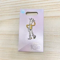 香港ディズニーランド ディズニー100周年限定モデル トイストーリー ウッディ ピンバッジ