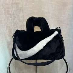 正規品 NIKE ファー トートバッグ