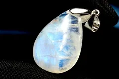 【１点物】AAA☆シルバー925 インド産 ブルームーンストーン　22x15mm　ドロップ ペンダントトップ パワーストーン 天然石 _PC9030