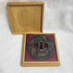 日本刀装具 刀鍔 唐獅子と牡丹図 銅地 金工 細工 鍔 つば 羊 居合用