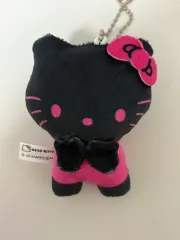 ハローキティ マスコット キーホルダー ぬいぐるみ ガチャ ブラック ピンク hello kitty
