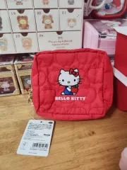 ハローキティ レッドポーチ